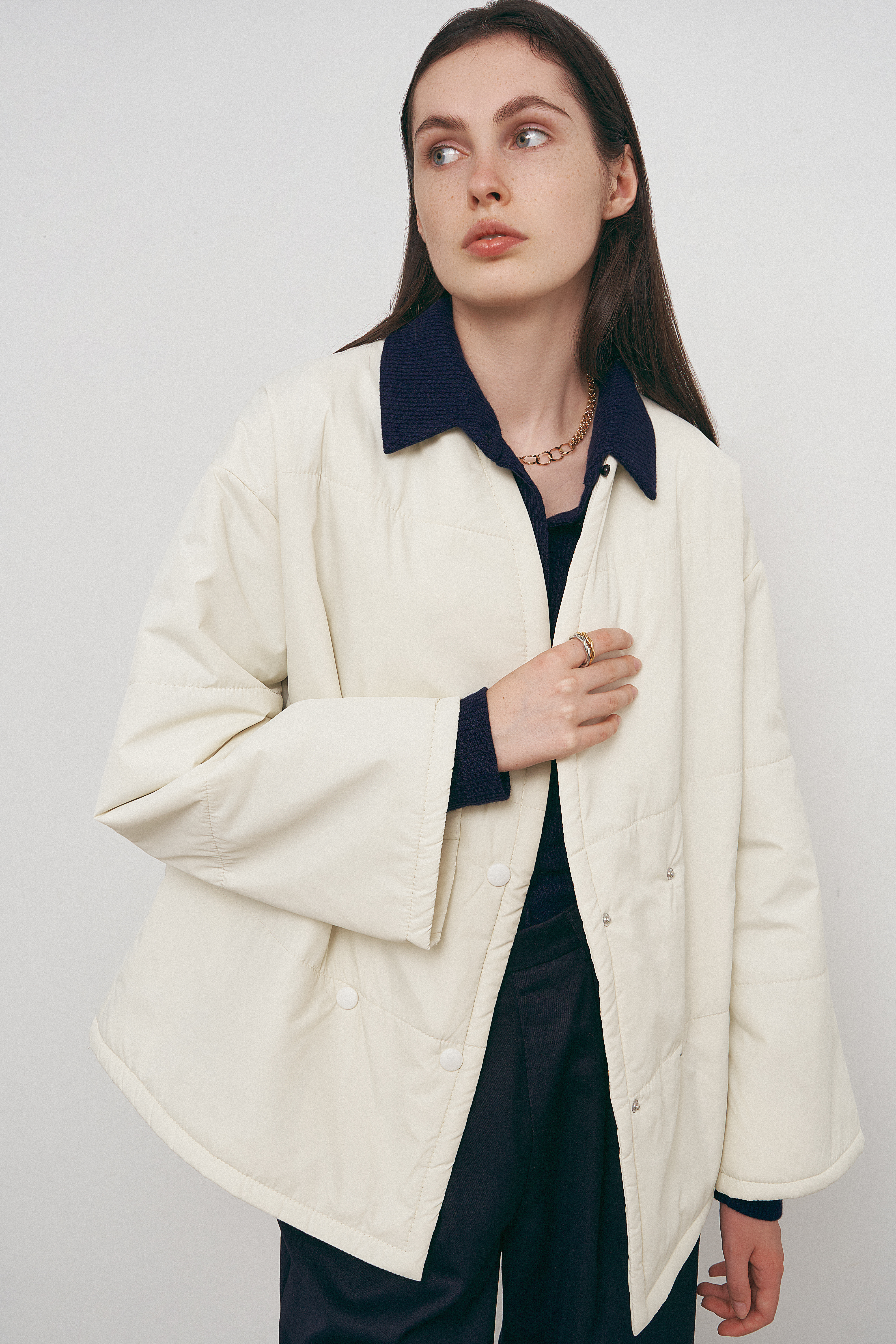 Картинка Біла куртка